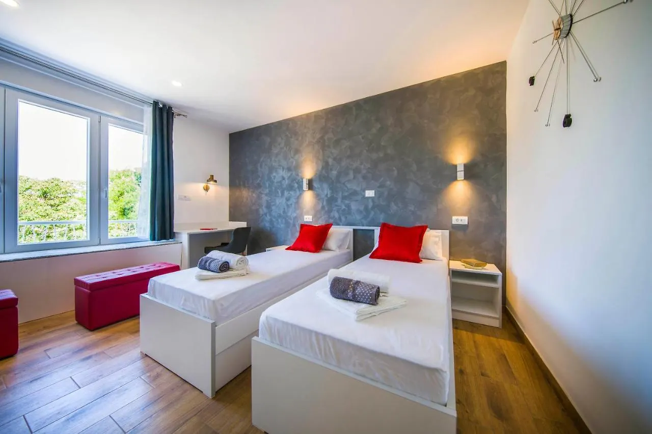 Split Central Luxury Studios 0*,  Croatia