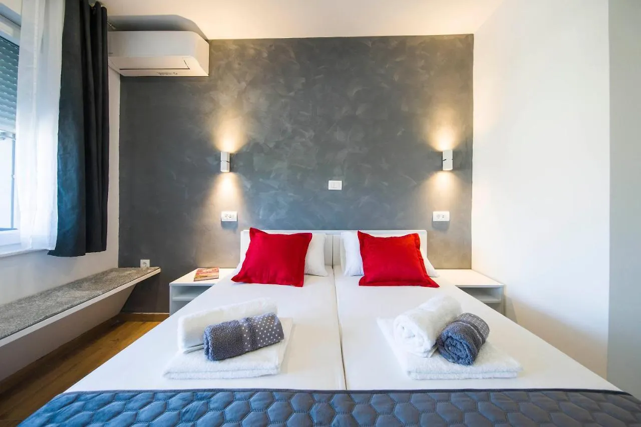 Apartment Split Central Luxury Studios