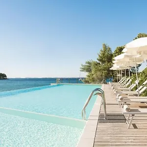 **** Hotel Crvena Luka Kroatië